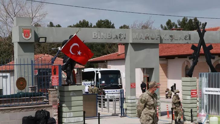 Askeri birlikte koronavirüs alarmı! Bazı askerlerin testi pozitif çıktı