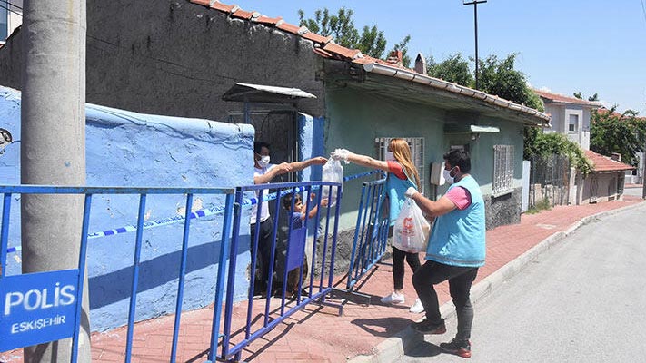 Pilav gününde koronavirüs bulaştı! 10 eve karantina…