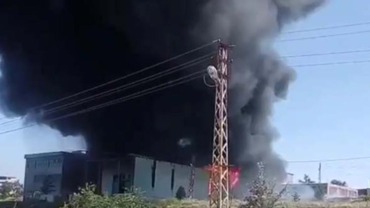 Boya deposunda yangın! 3 saatte söndürüldü