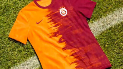 Galatasaray Kulübü, sarı-kırmızılı futbol takımının yeni sezonda giyeceği formaların satışa