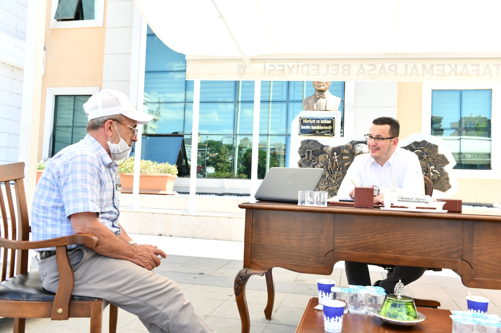 Hizmet meydanda başkanla başlıyor