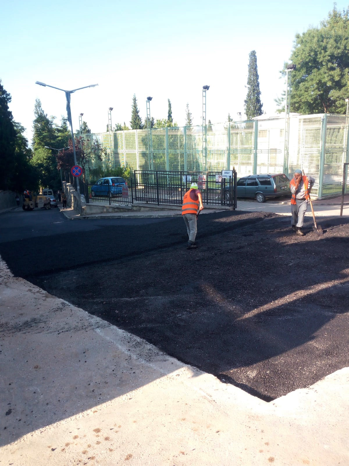 İvazpaşa Caddesi Asfaltlanarak Yenilendi