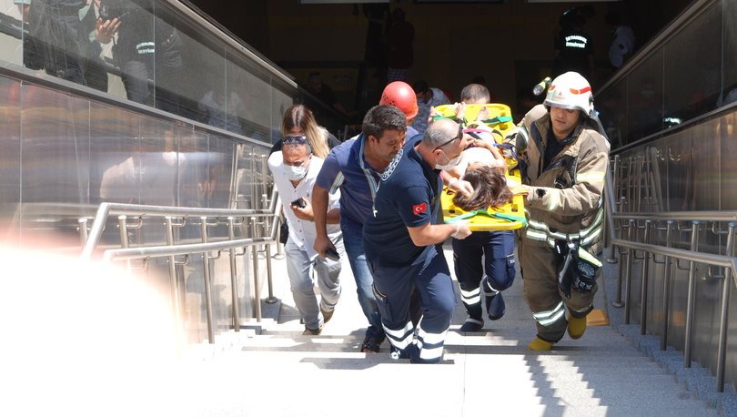 Metroda korkunç olay! Yürüyen merdivene saçları sıkıştı