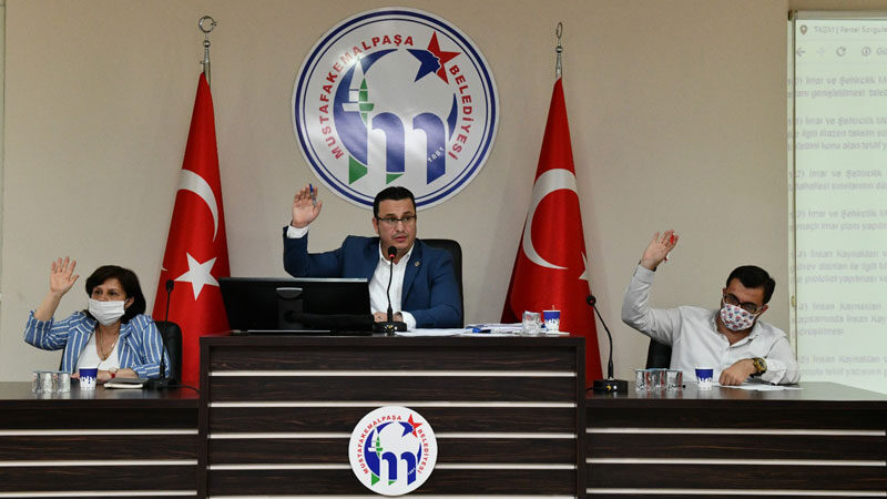 Mustafakemalpaşa Belediyesi 2019 faaliyet raporu oy birliği ile kabul edildi Mustafakemalpaşa Belediye Başkanı Mehmet Kanar başkanlığında toplanan belediye meclisi ile