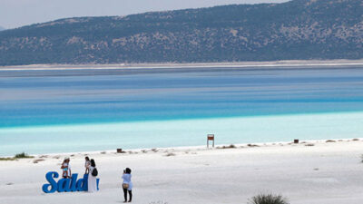 Kimse o özelliğini bilmiyordu! Salda Gölü’nde dikkat çeken detay