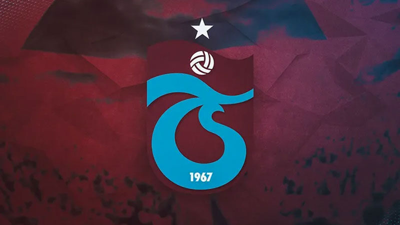 Trabzonspor'un, Beşiktaş maçında sakatlanan futbolcuları Kamil Ahmet Çörekçi ve