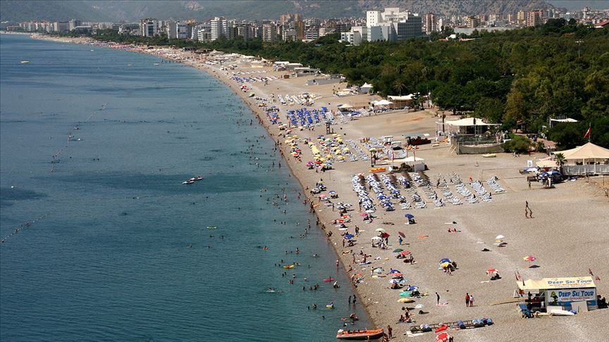 ‘Turizmin başkenti’ne bir günde 9 ülkeden 36 uçak geldi