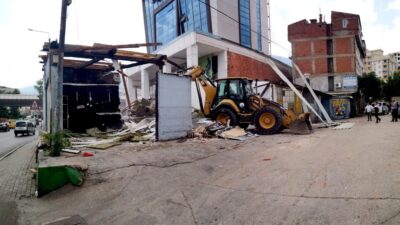 Ankara Caddesi’nden Gökdere’ye lambasız geçiş