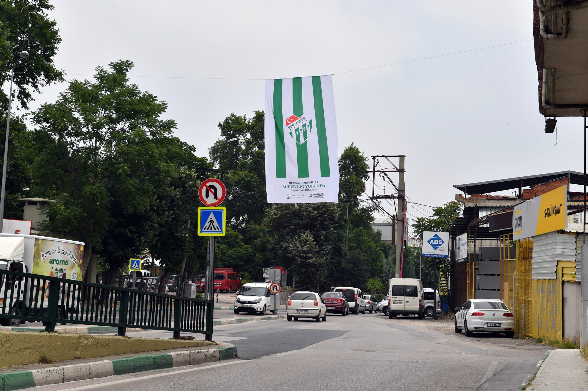 Bursaspor’un Süper Lig yürüyüşü… Osmangazi yeşil beyaza büründü…