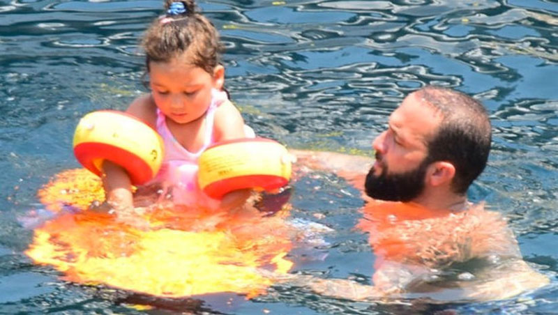 Baba-kızın deniz keyfi Baba-kızın deniz keyfi