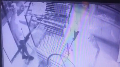 Bursa’da maskeli ve eldivenli hırsız kamerada