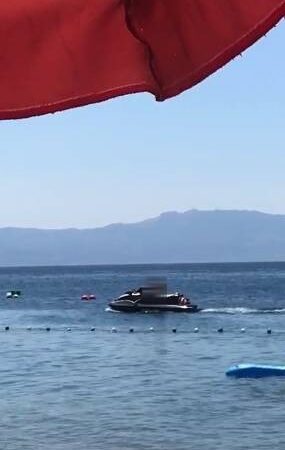Bursa sahillerinde jet skili tacizci şoku Bursa’nın Gemlik ilçesine bağlı Küçük Kumla Plajı’nda jet ski ile
