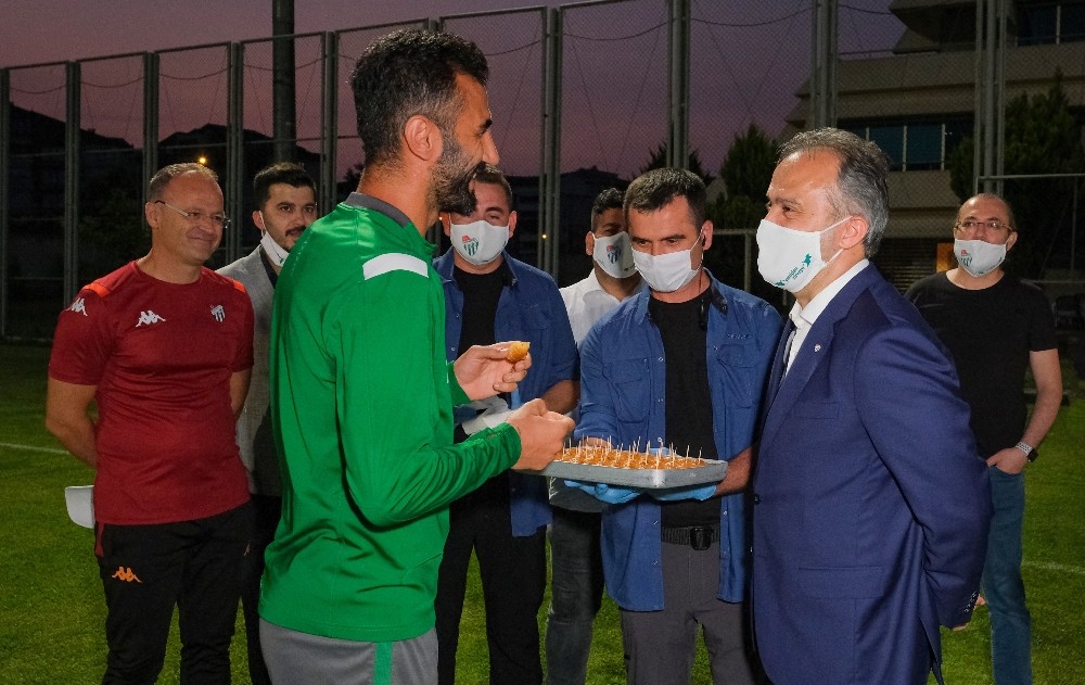 Bursaspor’a şampiyonluk primi müjdesi Bursaspor’a şampiyonluk primi müjdesi