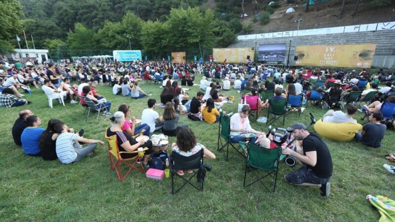 Çalı Köy Filmleri Festivali’ne geri sayım Türkiye’de ilk köy filminin çekildiği Bursa’nın Çalı Mahallesi, Nilüfer Belediyesi