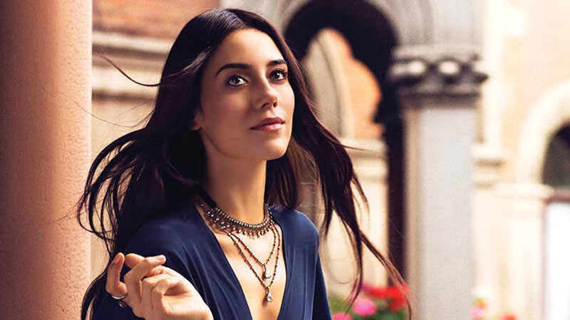 Cansu Dere’nin yeni dizisi belli oldu Cansu Dere’nin yeni dizisi belli oldu