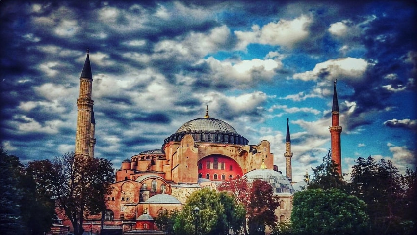 Ayasofya’nın adı değişti!