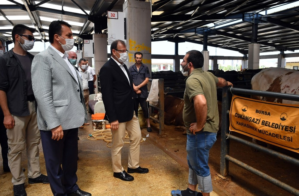 Dev tesis için esnaf ve vatandaştan hayır duası