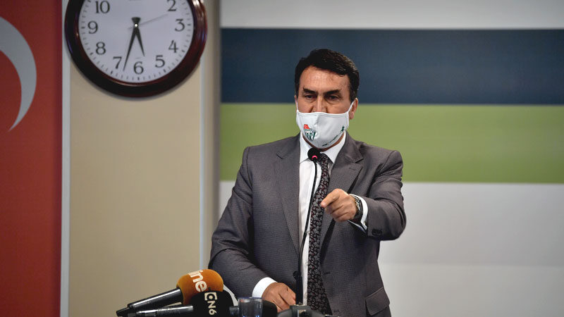 Pandemi sonrası ilk kez toplanan Osmangazi Belediye Meclisi'nde Başkanı Mustafa
