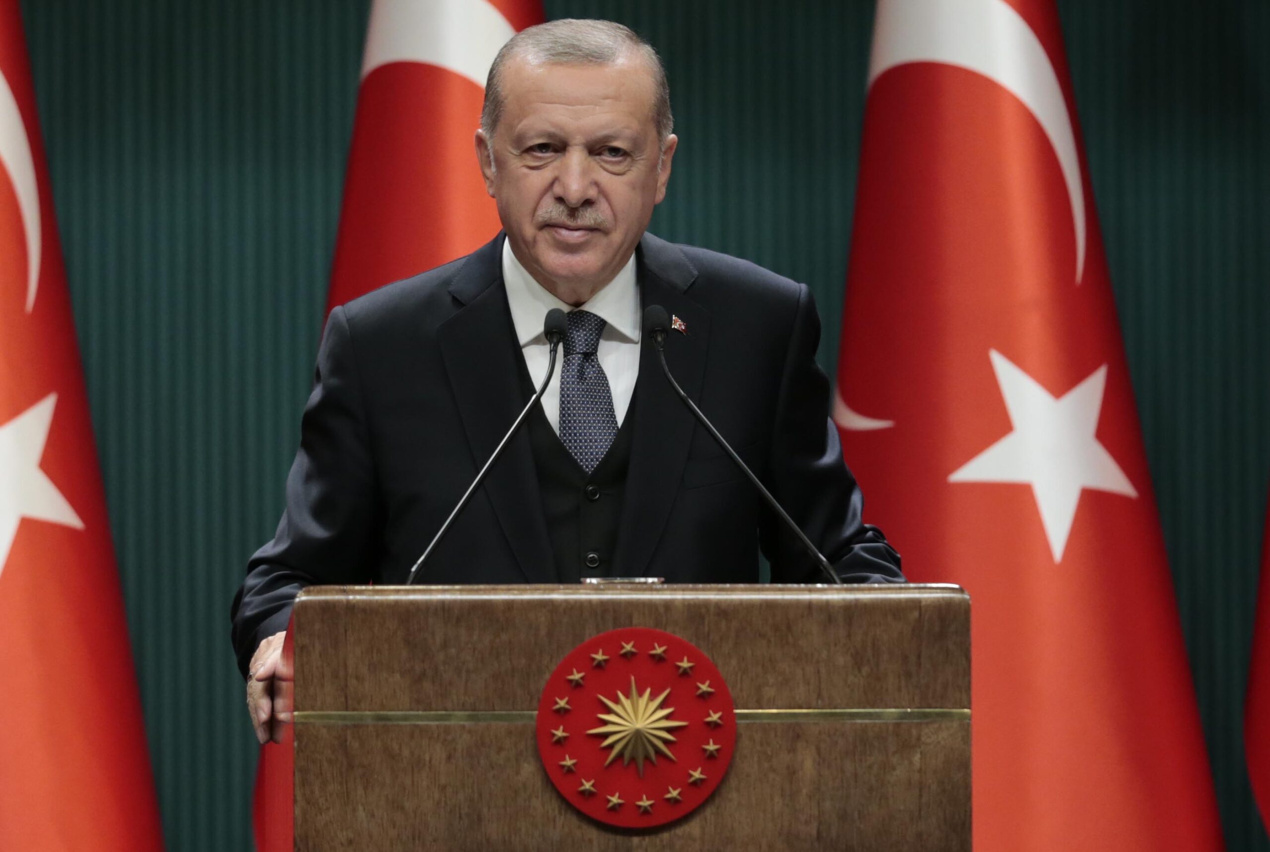 Cumhurbaşkanı Erdoğan’dan yoğun telefon trafiği