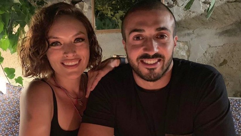 Ezgi Mola ile Mustafa Aksakallı evleniyor mu? Ezgi Mola ile Mustafa Aksakallı evleniyor mu?