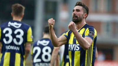 Fenerbahçeli futbolcu Hasan Ali Kaldırım, Gençlerbirliği ile oynadıkları maçta taktığı