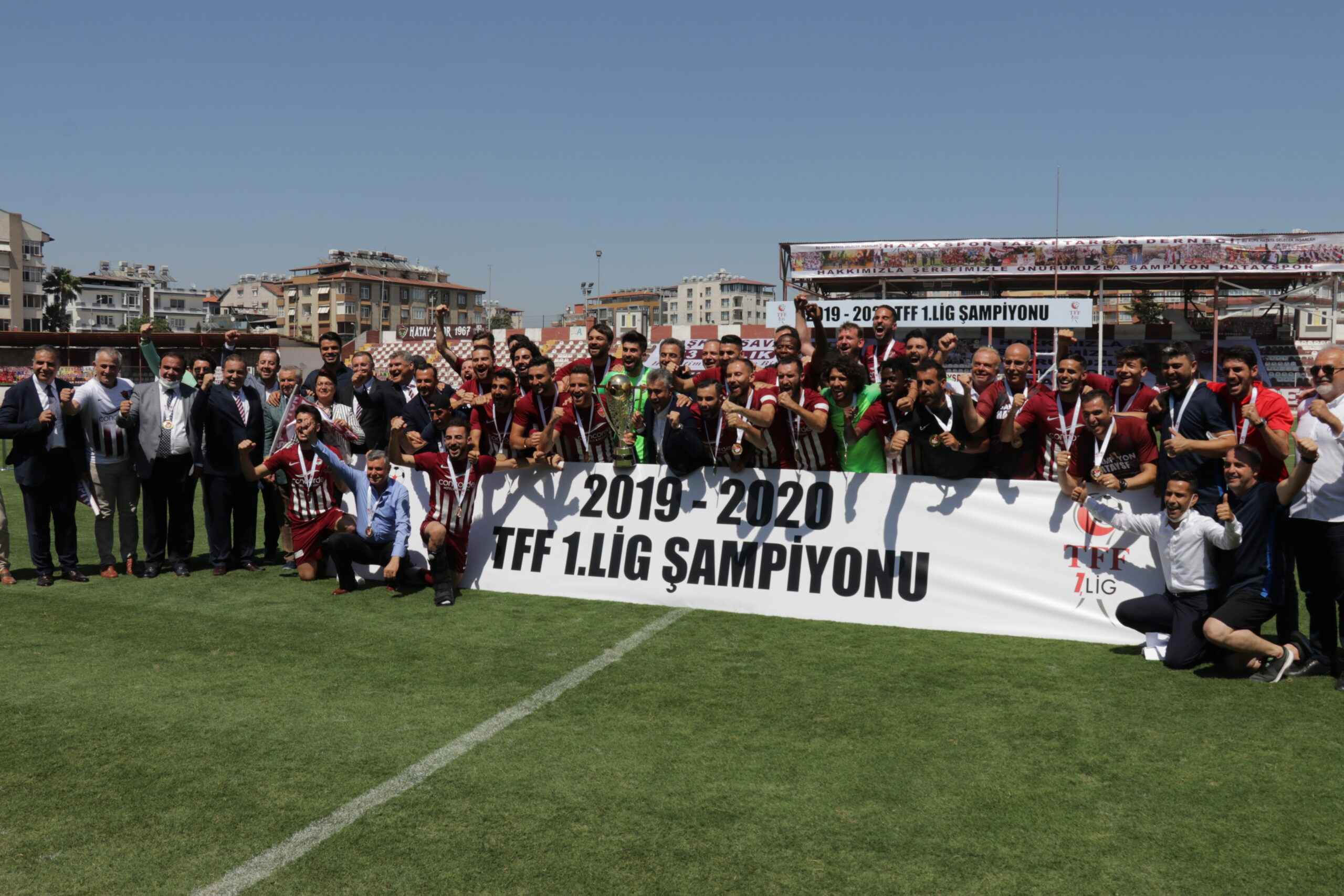 Süper Lig'e yükselen Hatayspor kupasını aldı... 5 hatay2 scaled