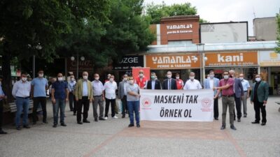 İnegöl Belediyesi’nden ’Maske tak, örnek ol’ etkinliği