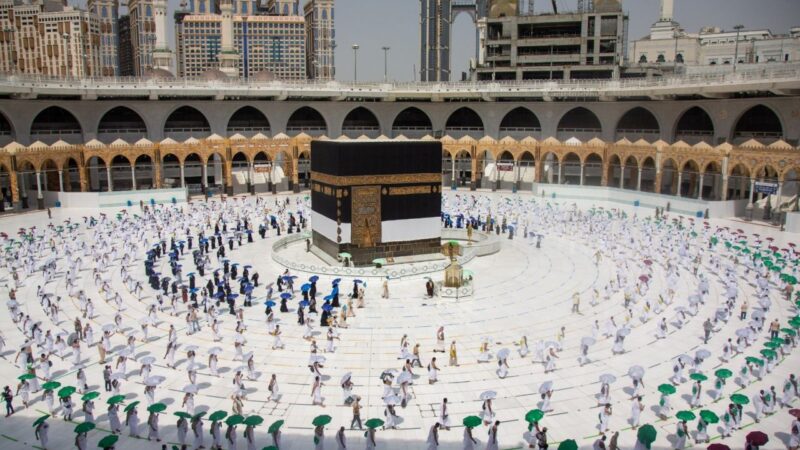 Suudi Arabistan, yeni tip koronavirüs (Kovid-19) nedeniyle 6 ay ara