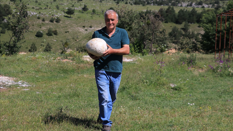 Gözlerine inanamadı! Futbol topu sandı, gerçek çok başka çıktı