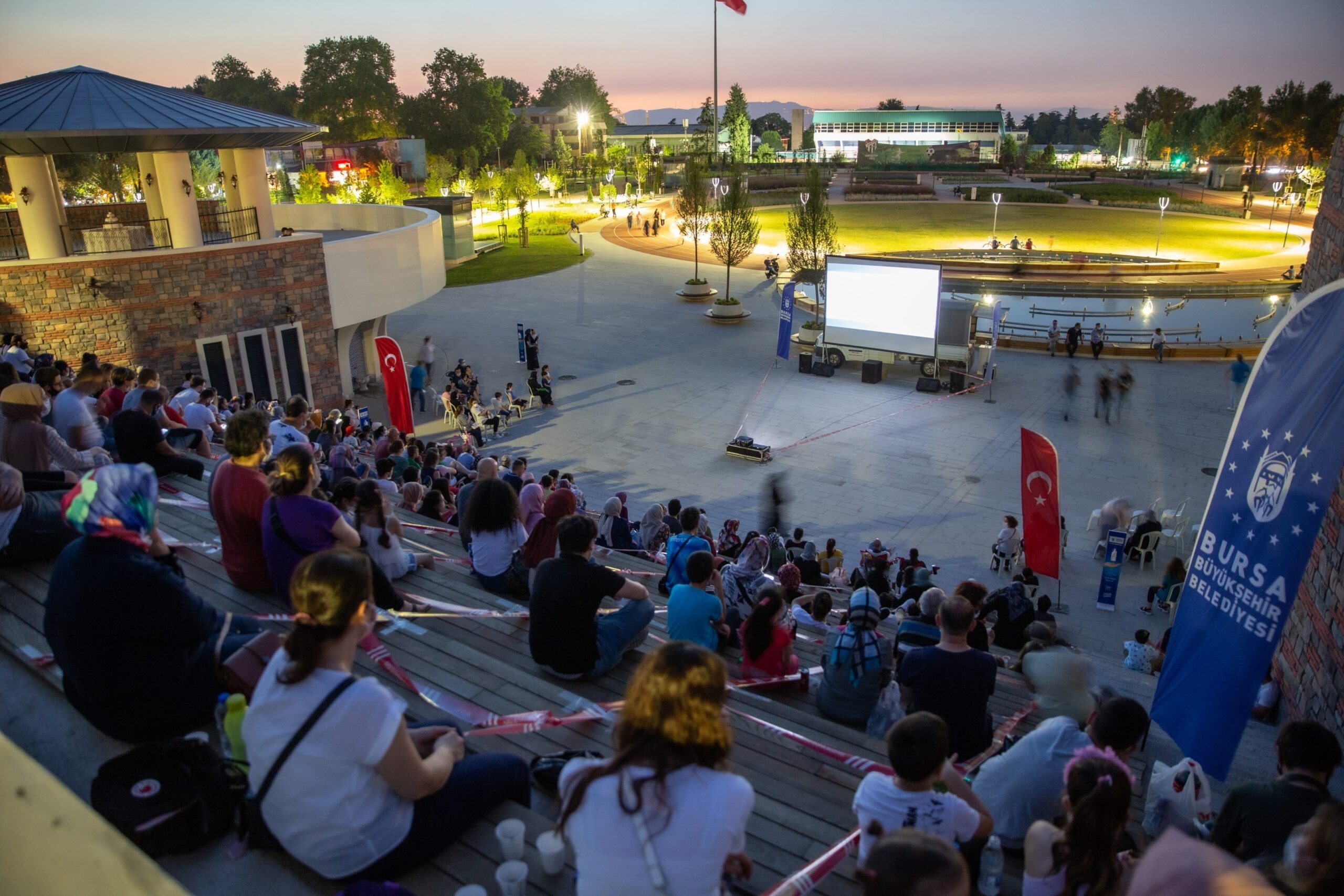 Uludağ Frutti Extra ile sinema keyfi…