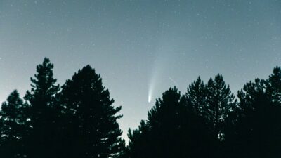 Bursa semalarında kuyruklu yıldız şöleni! Görüntüler hayran bıraktı…