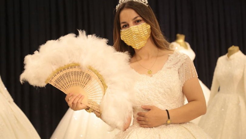 Dünyanın en pahalı maskelerinden olabilir! Altınla kaplandı