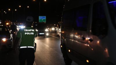 Kurban Bayramı’nın ilk gününde trafik kazalarında 4 kişi hayatını kaybetti