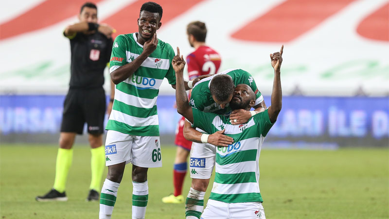 Traore atıyor Timsah kazanıyor Traore atıyor Timsah kazanıyor