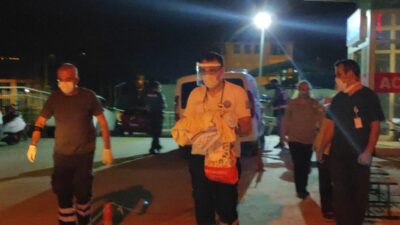 Üç günlük bebeği kamyonet kasasına bıraktılar