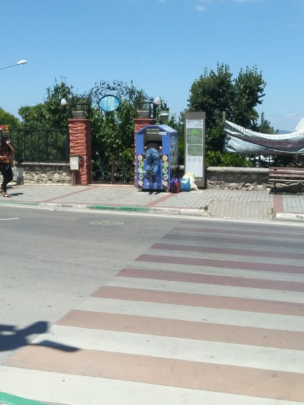 Bursa’da yardım kutusu faresi böyle görüntülendi