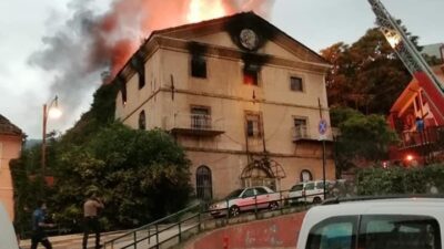 Yeni görüntüler…Bursa’nın tarihi mekanı böyle küle döndü