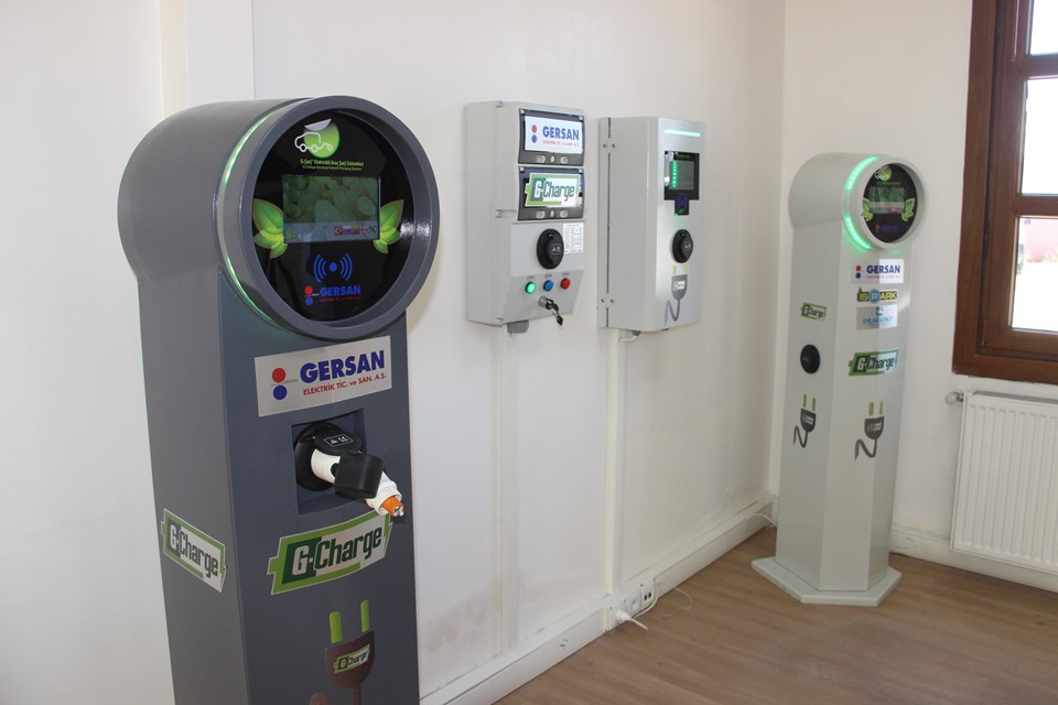 Yerli otomobilin şarj üniteleri tanıtıldı… Yerli otomobilin şarj üniteleri tanıtıldı…