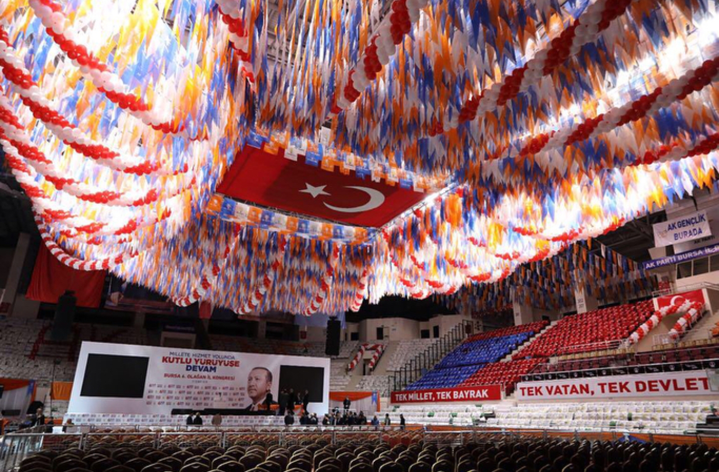 AK Parti’nin kongre takvimi belli oldu: 11 Eylül’de başlıyor, 4 Ekim’de bitiyor!