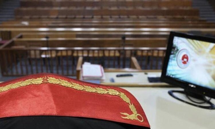 Bursa'da geçen ocak ayında kahvehanede silahla ateş ederek bir kişiyi