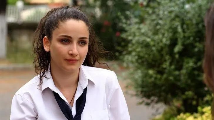 Sessiz sedasız boşandı! Yeni diziyle anlaştı Sessiz sedasız boşandı! Yeni diziyle anlaştı