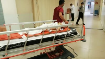 Bursa’da 3. kattan düşen küçük çocuk ağır yaralandı