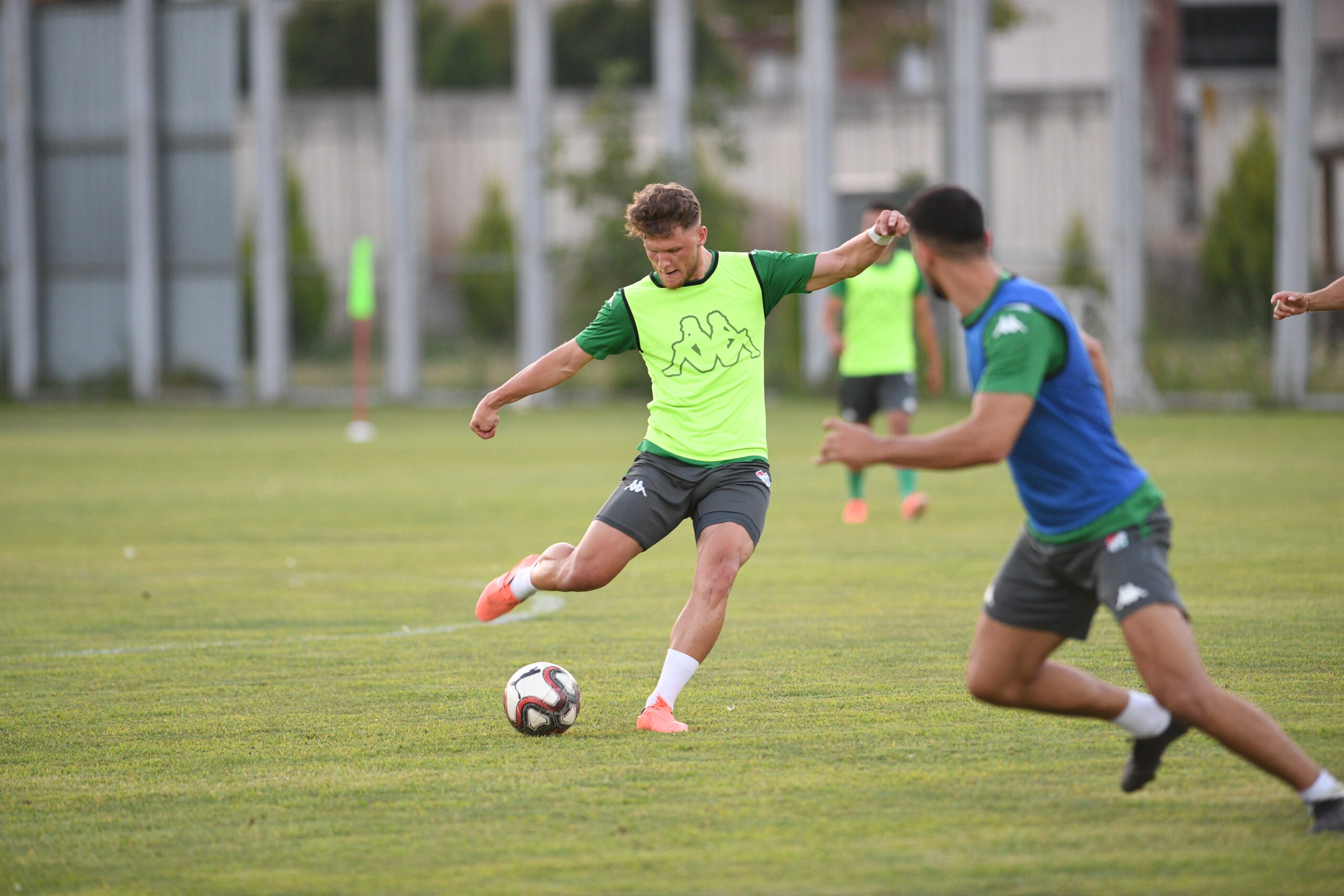 Timsah boş durmuyor Timsah boş durmuyor