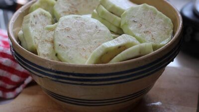 Çiğ olarak tüketilirse bizi zehirleyebiliyor!