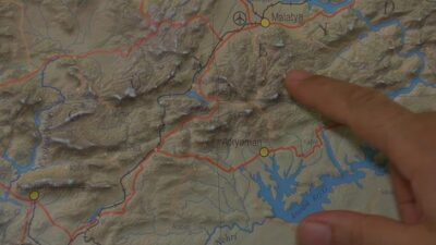 Malatya’da meydana gelen deprem sonrası uyarı: Ağır hasarlı binalara girmeyin