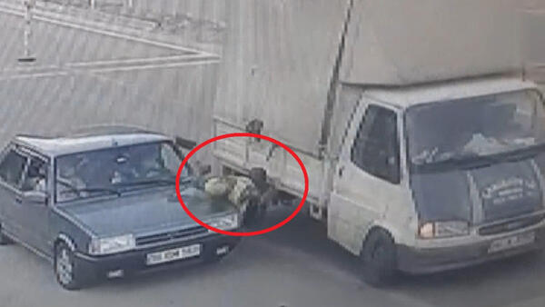 Bursa’da akıl almaz kaza! O anlar kamerada