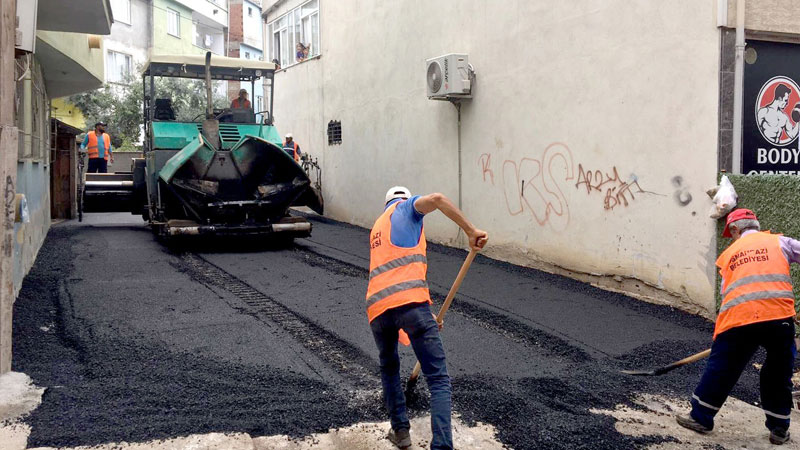 Osmangazi’de yoğun asfalt mesaisi Osmangazi’de yoğun asfalt mesaisi