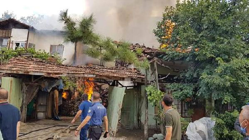 Kahreden olay! Feci şekilde can verdiler: 5 ölü