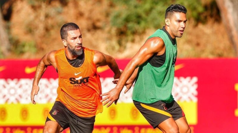 Falcao’dan Arda Turan sözleri Falcao, "Arda'yla Atletico Madrid'de iki güzel yıl geçirdik. Oyun şekli