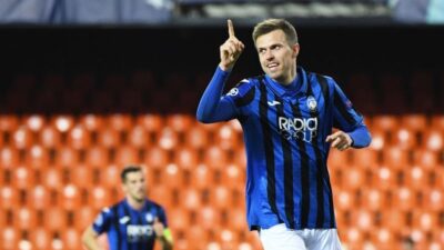Atalanta'nın tecrübeli yıldızı Josip Ilicic, eşine sürpriz yapmak için ülkesi